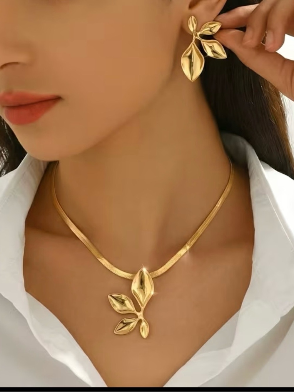 18k Gold plated stainless steel Necklace with earrings set